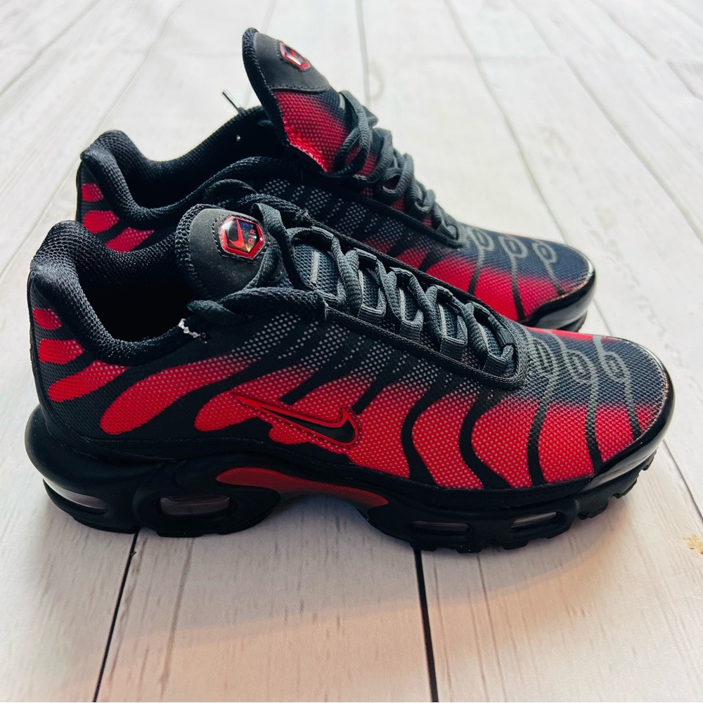 Nike Air Max Plus Bred Reflective Black Red Running Shoes - Picture 6 of 9